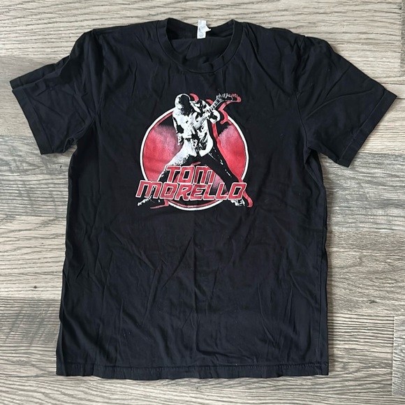 Tom Morello Live Photo t-shirt men’s large black and red - Picture 1 of 5